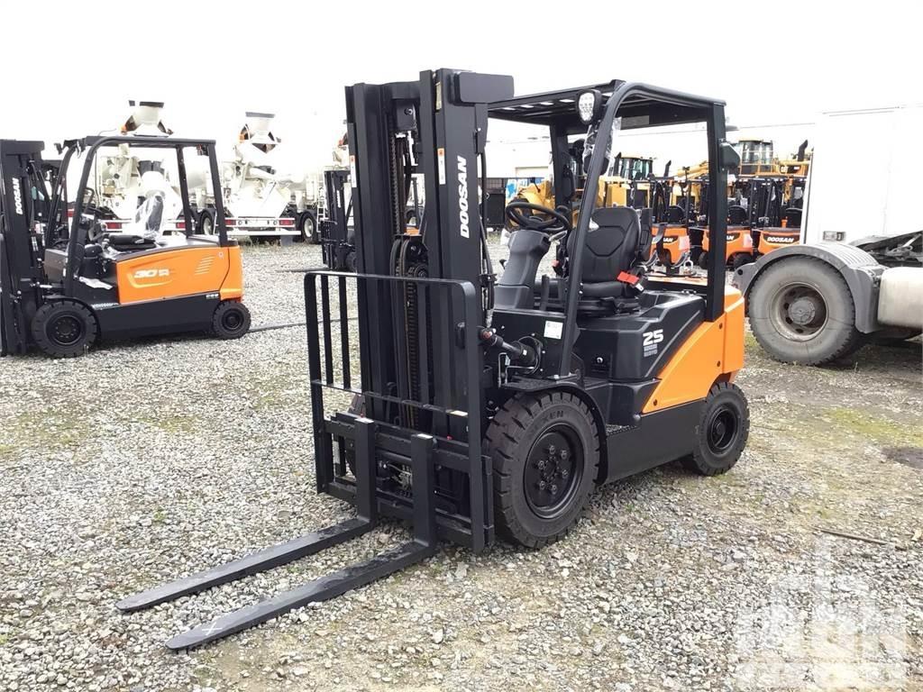 Doosan G25E-7 Diiseltõstukid