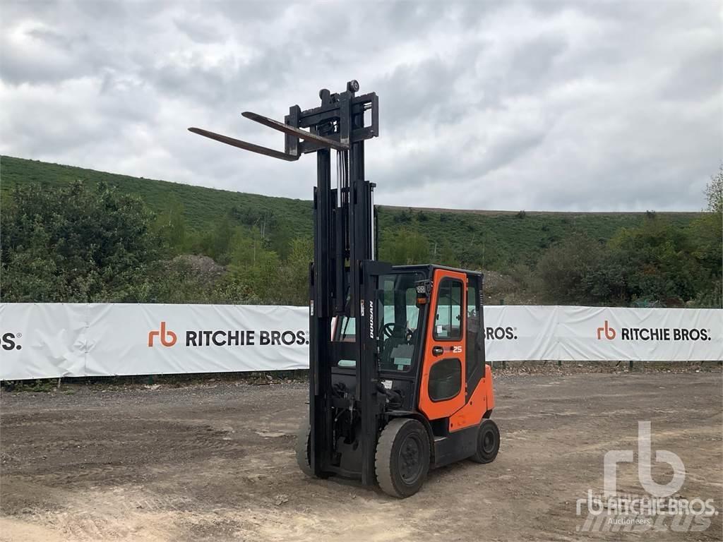 Doosan G25P-5 Diiseltõstukid