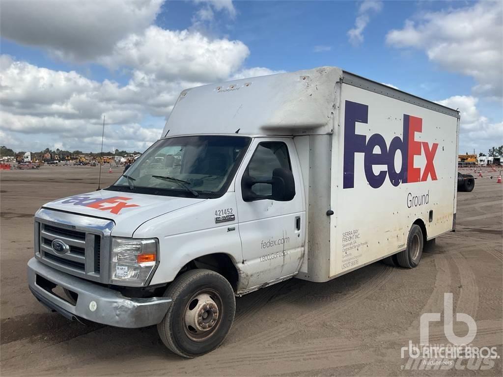 Ford E-350 Kaubikud
