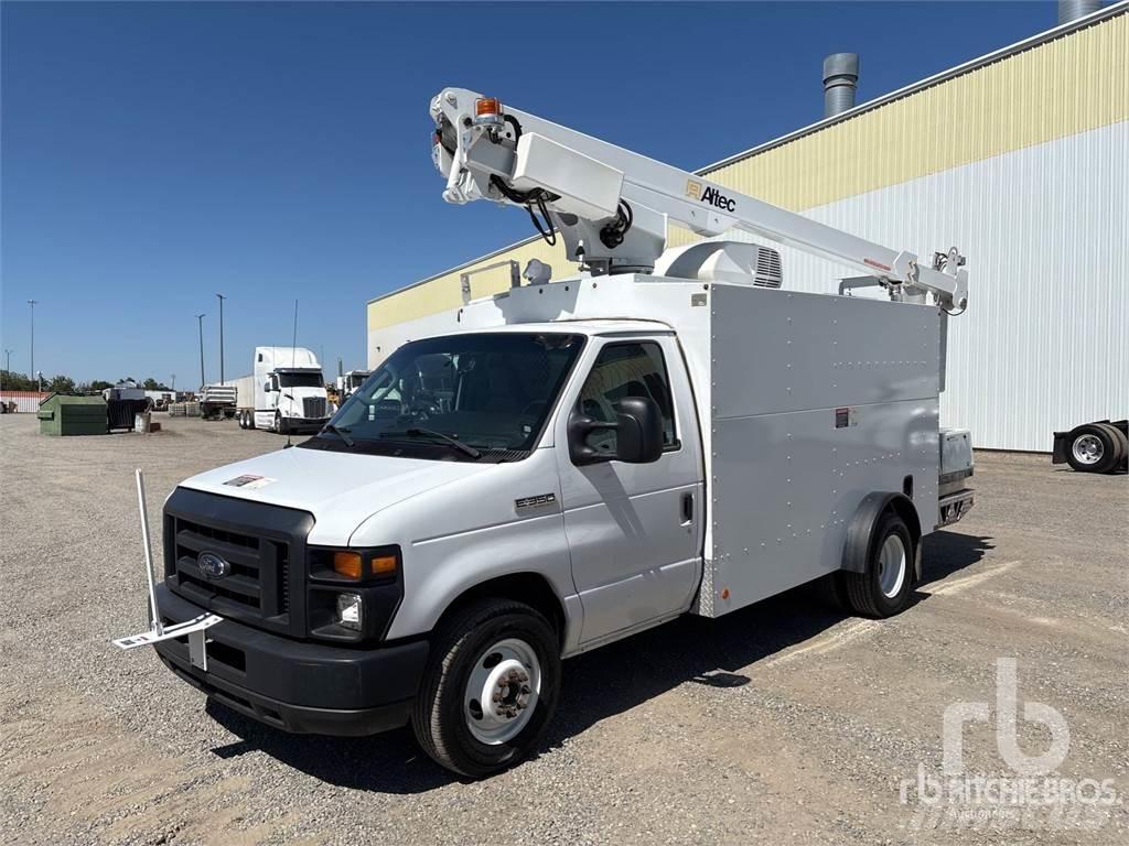 Ford E-350 Järelveetavad korvtõstukid