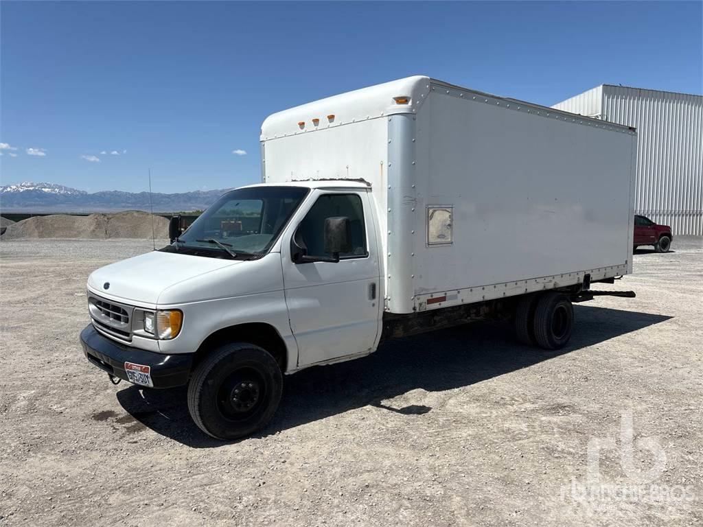 Ford E-350 Kaubikud
