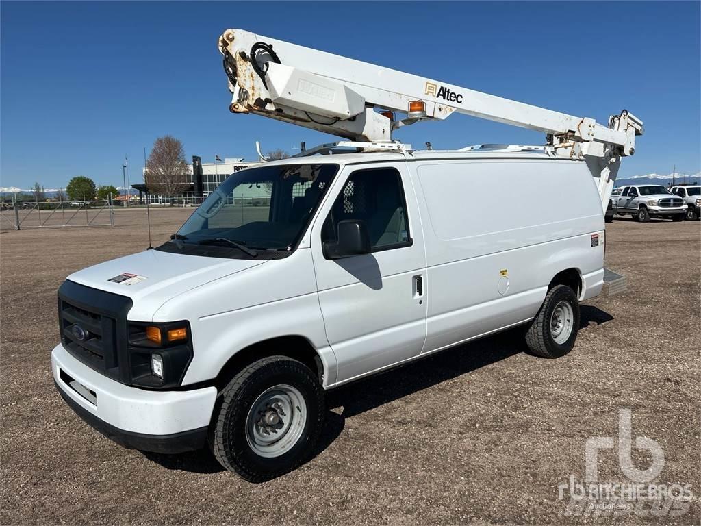 Ford E350 Järelveetavad korvtõstukid