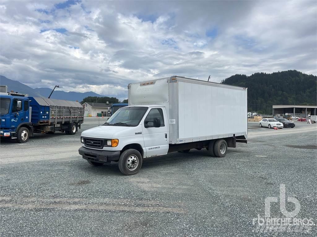Ford E350 Kaubikud