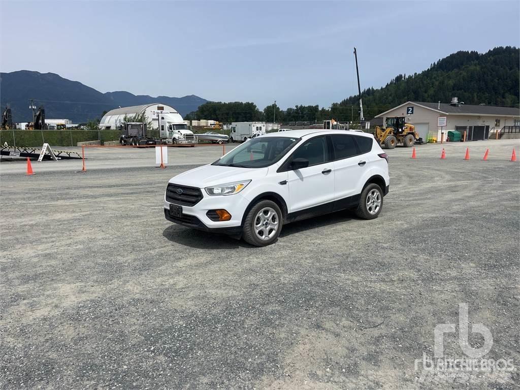 Ford ESCAPE Madelkaubikud