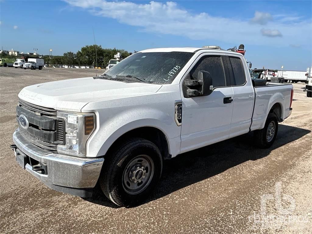 Ford F-250 Madelkaubikud