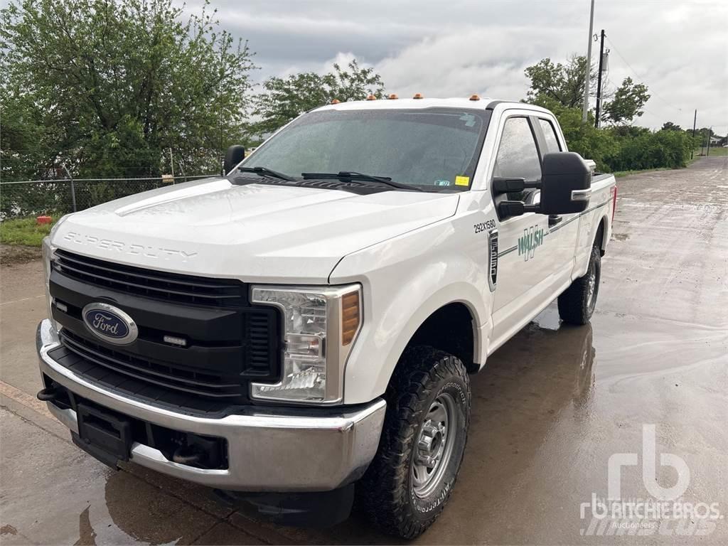 Ford F-250 Madelkaubikud