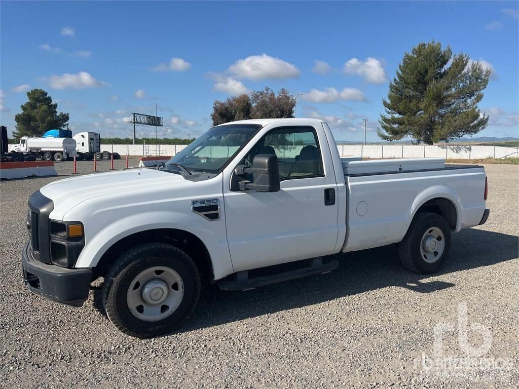 Ford F-250 Madelkaubikud
