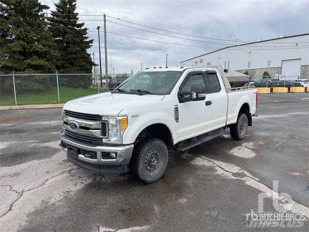 Ford F-350 Madelkaubikud