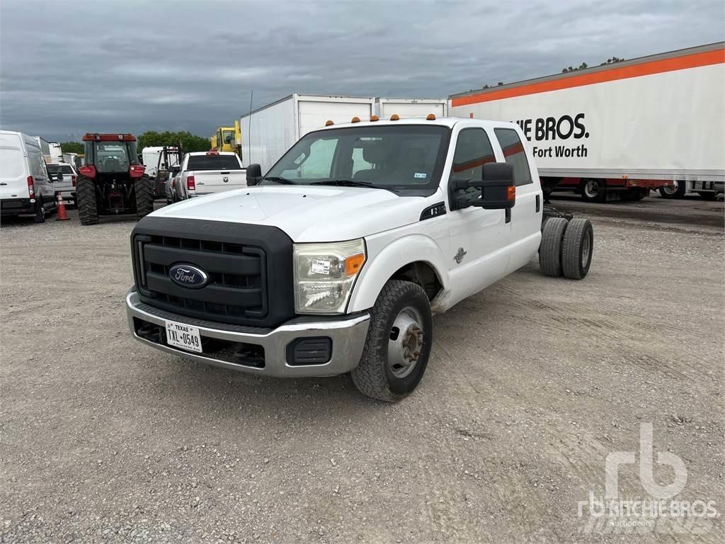 Ford F-350 Raamautod