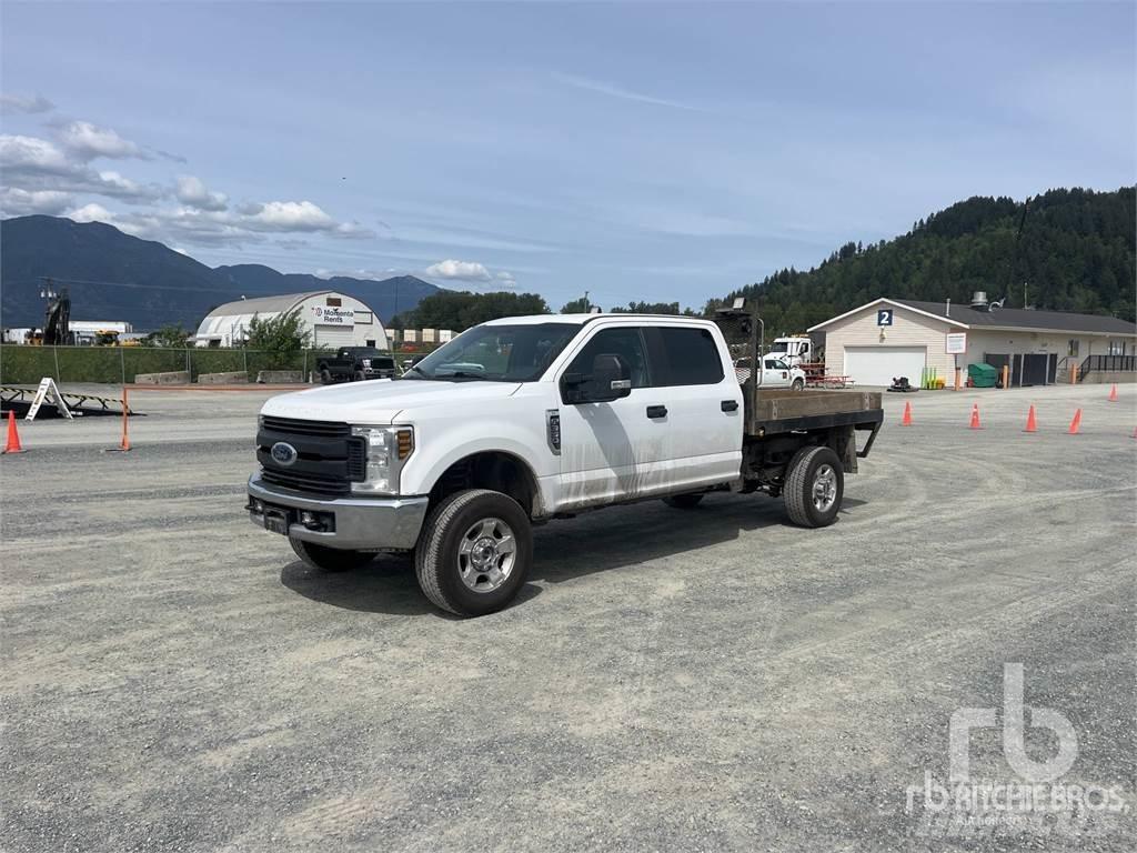 Ford F-350 Madelkaubikud