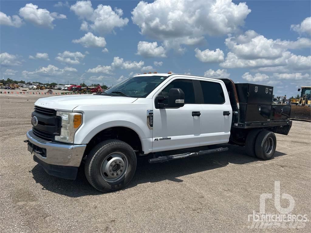 Ford F-350 Madelautod