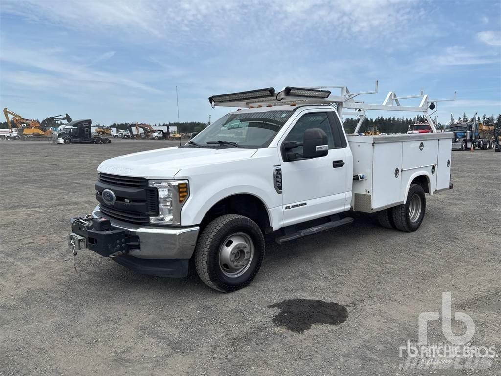 Ford F-350 Raamautod