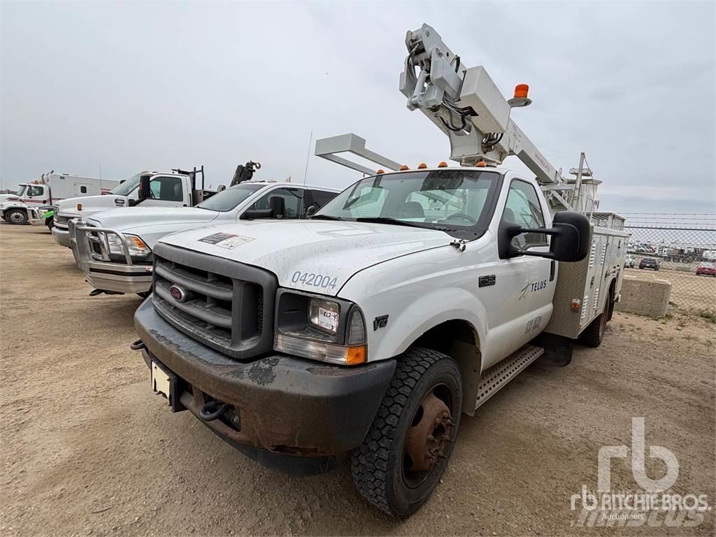 Ford F-450 Järelveetavad korvtõstukid