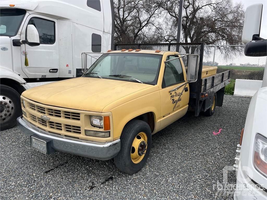 Ford F700 Madelautod