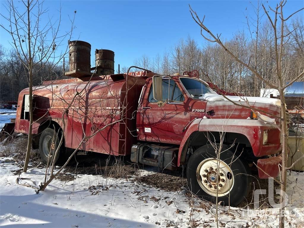 Ford F7000 Tsisternveokid