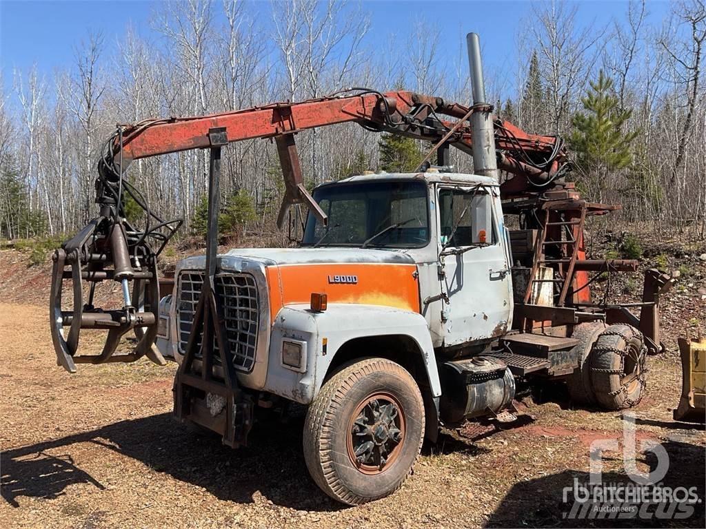 Ford LTS9000 Metsaveokid