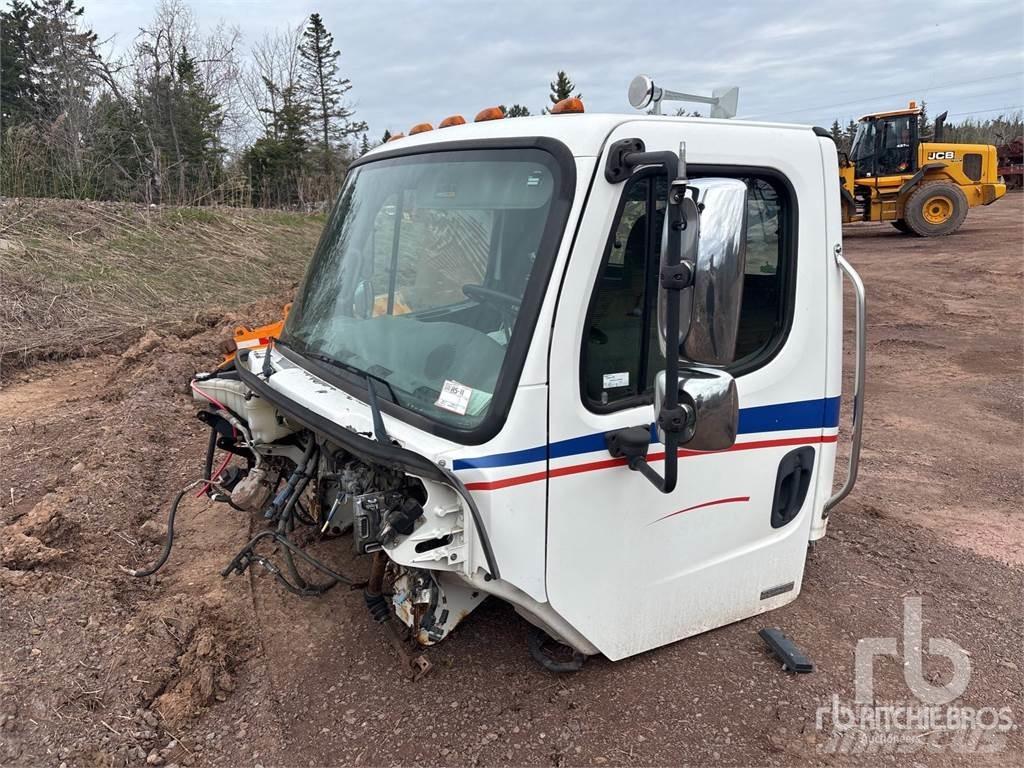 Freightliner M2 Muud osad