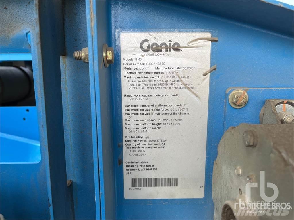 Genie S40 Iseliikuvad poomtõstukid