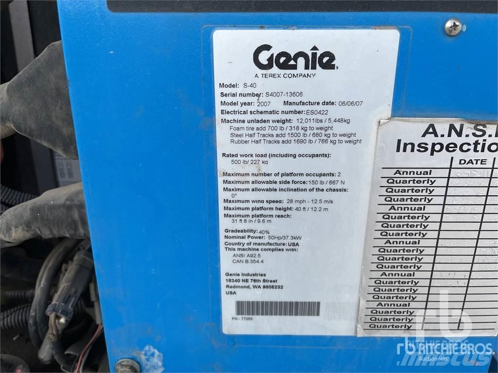 Genie S40 Iseliikuvad poomtõstukid