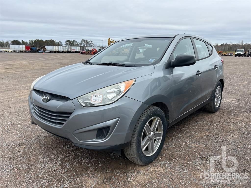 Hyundai TUCSON Madelkaubikud