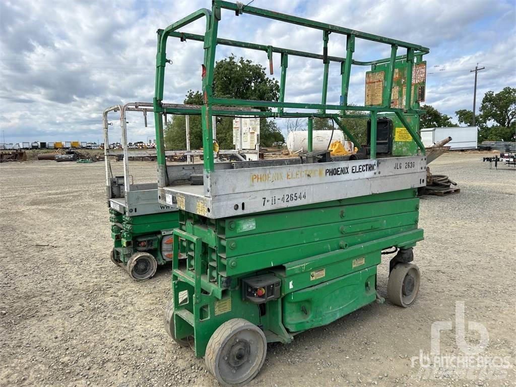 JLG 2630 Käärtõstukid