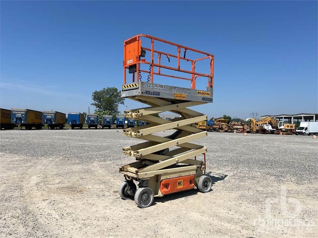 JLG 2630ES Käärtõstukid