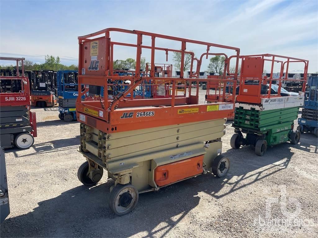 JLG 2646ES Käärtõstukid