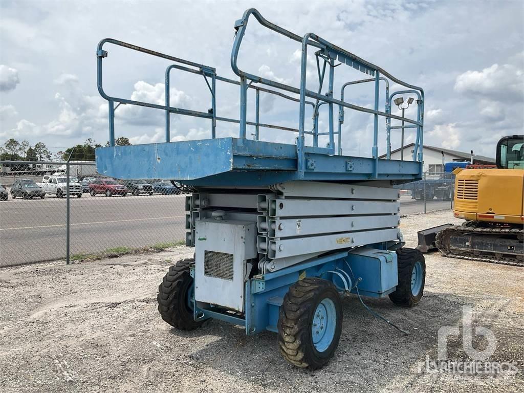 JLG 330CRT Käärtõstukid