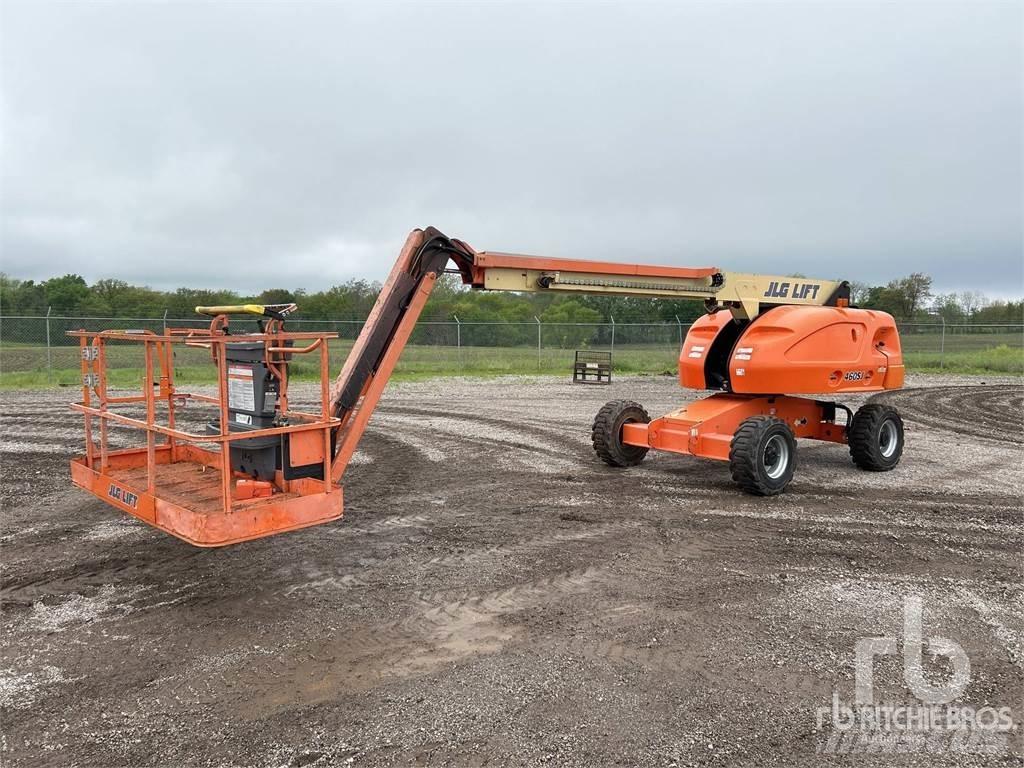 JLG 460SJ Iseliikuvad poomtõstukid