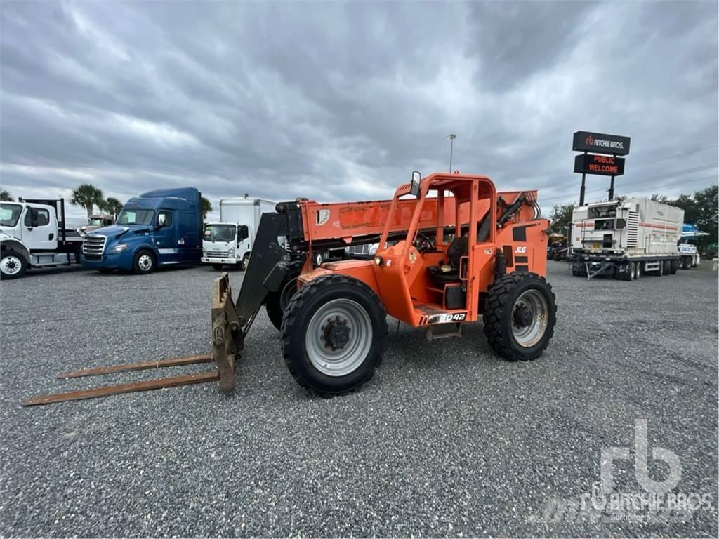JLG 8042 Teleskooplaadurid