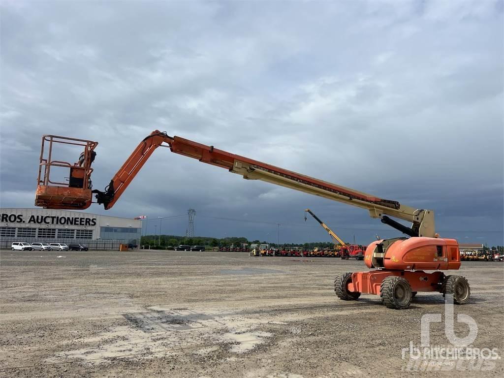 JLG 860SJ Iseliikuvad poomtõstukid
