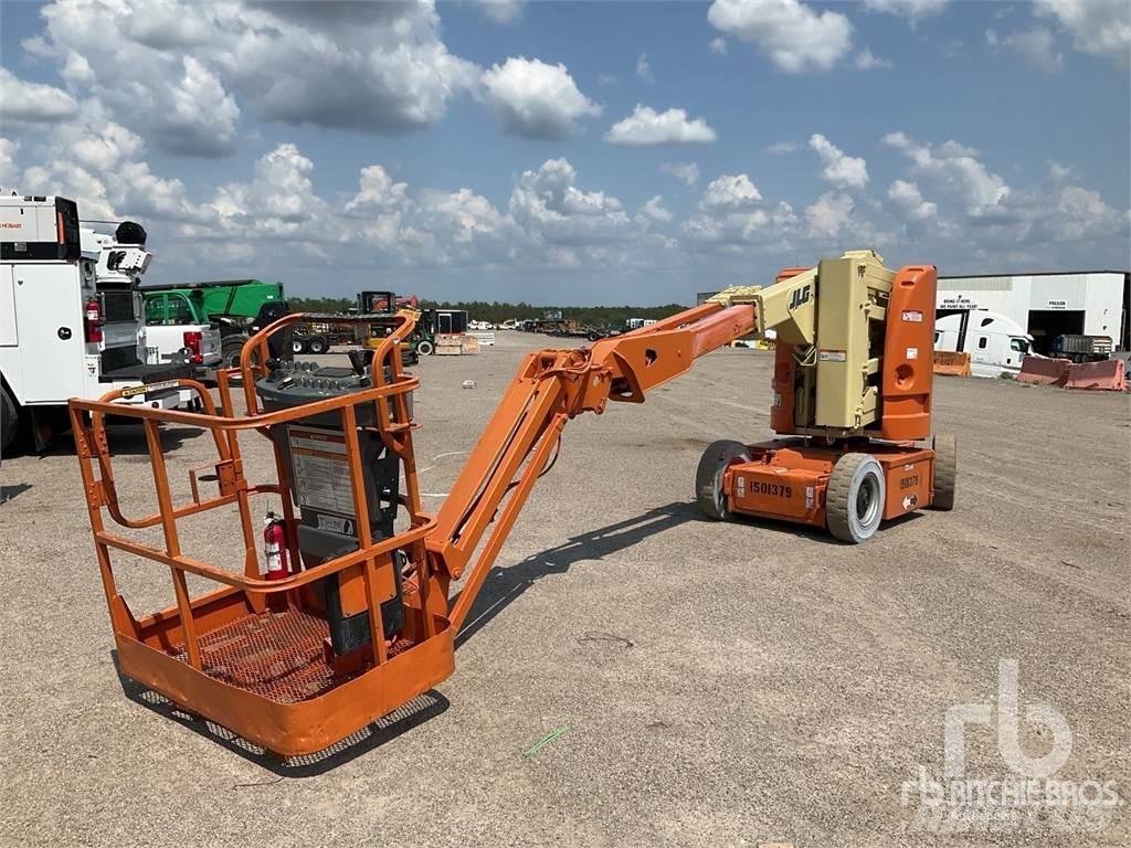 JLG E300 AJP Iseliikuvad poomtõstukid