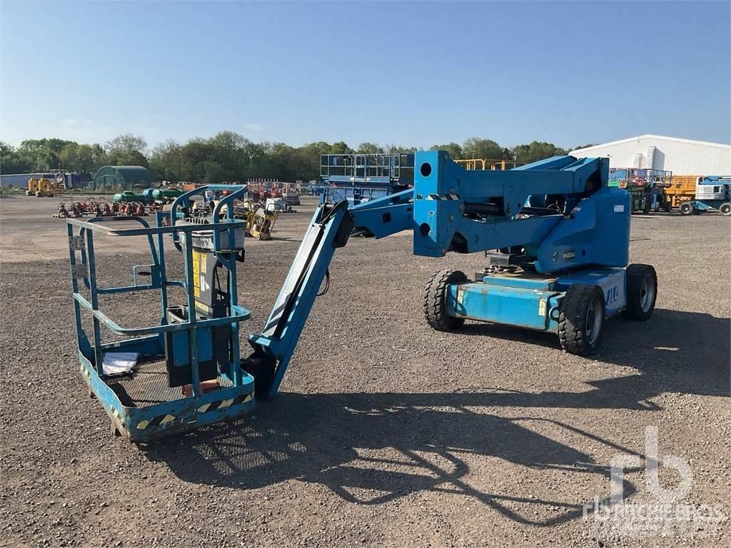 JLG M450AJ Iseliikuvad poomtõstukid