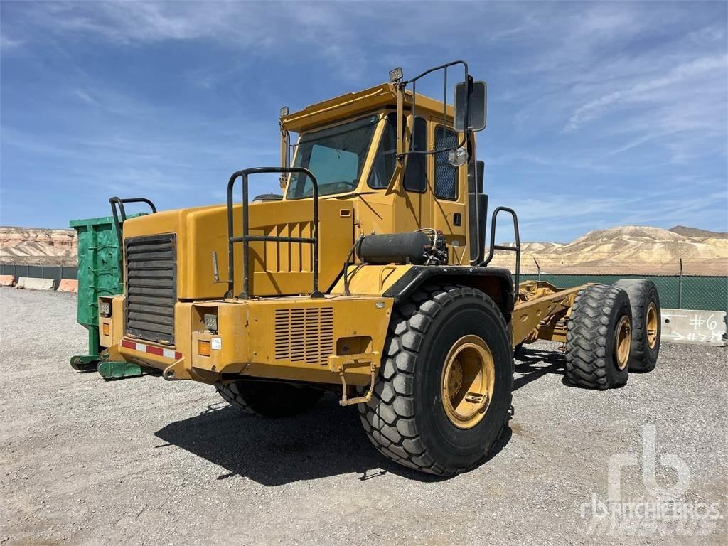 John Deere 300C Raamautod