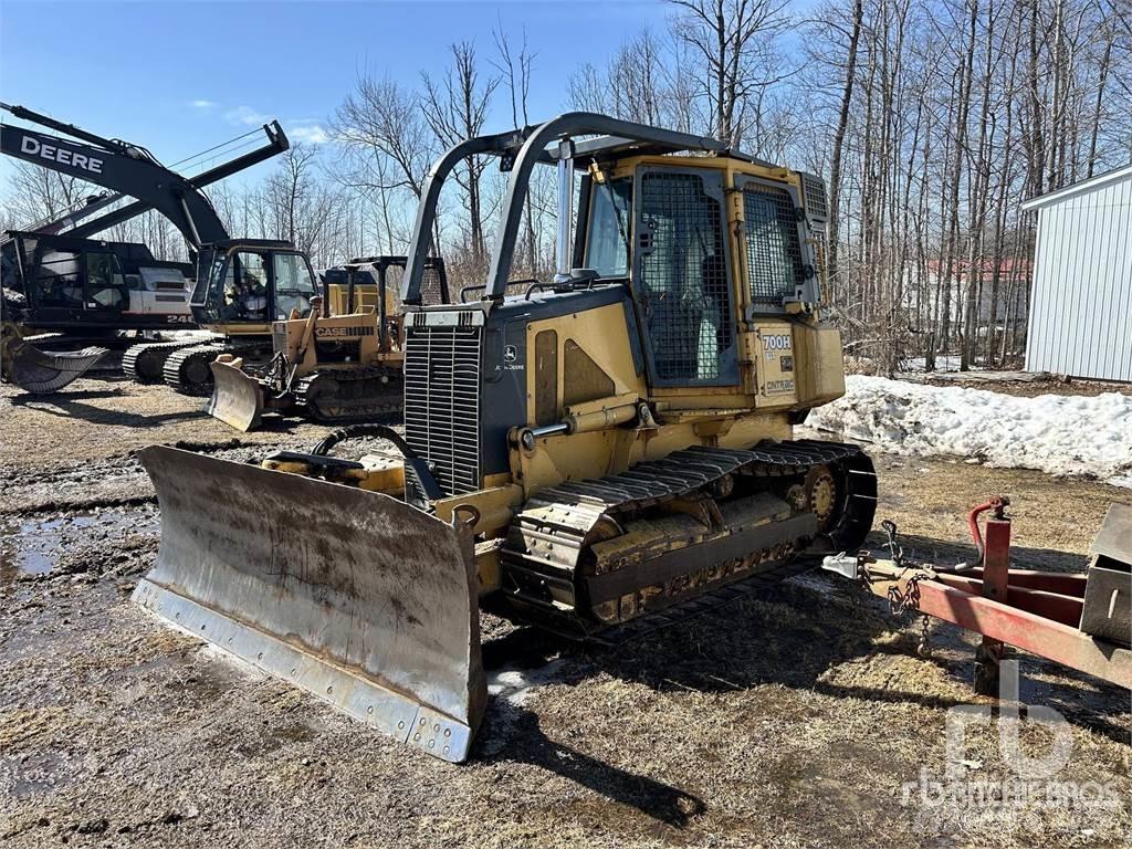 John Deere 700H Buldooserid