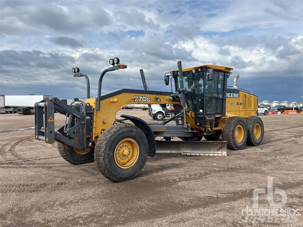 John Deere 770G Greiderid