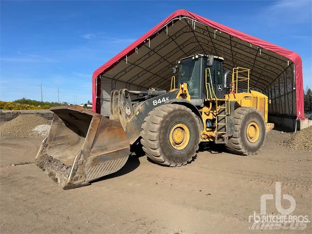 John Deere 844K Rataslaadurid