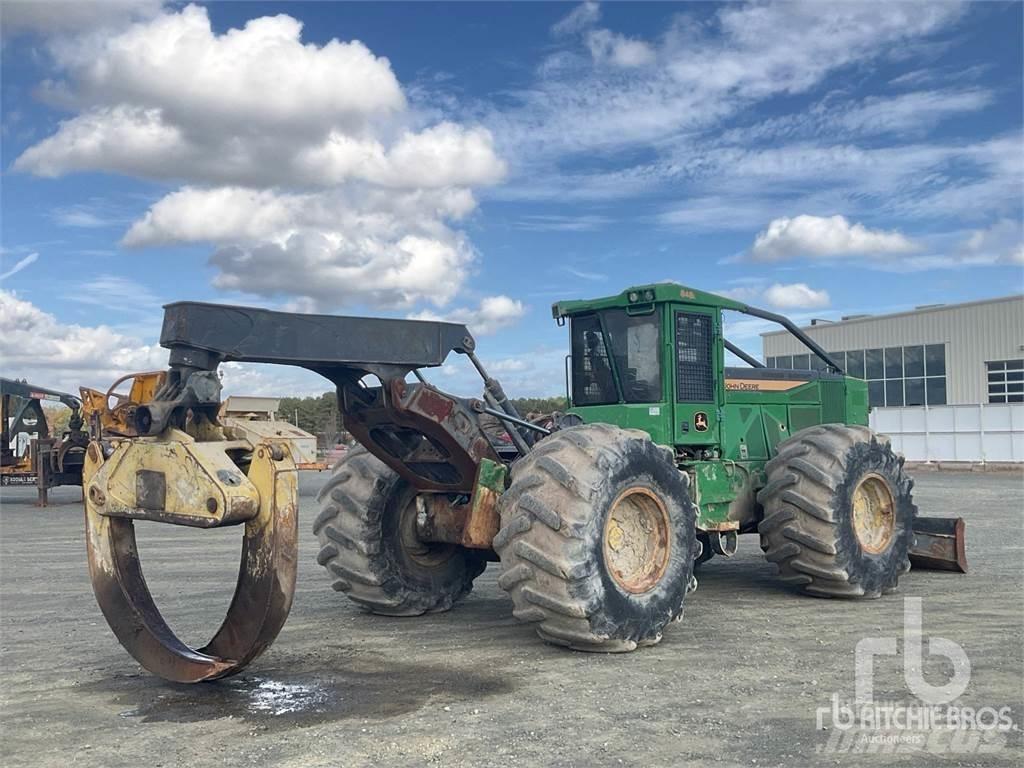 John Deere 848L Väljaveotraktorid