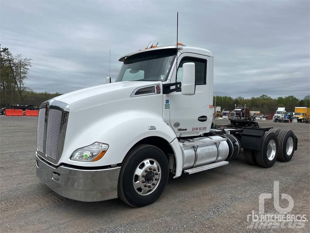 Kenworth T-680 Sadulveokid