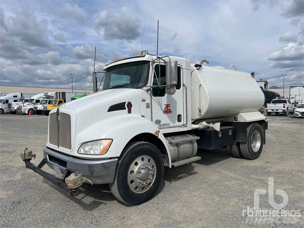 Kenworth T270 Veepaagiga autod