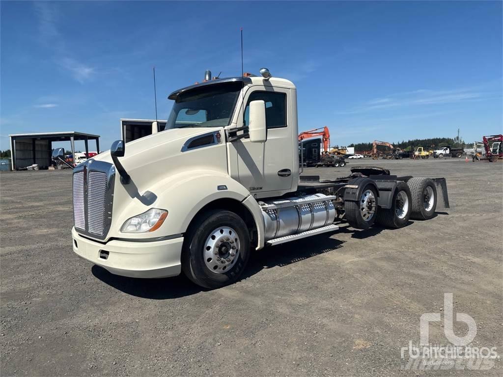 Kenworth T680 Sadulveokid