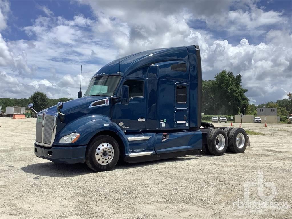 Kenworth T680 Sadulveokid