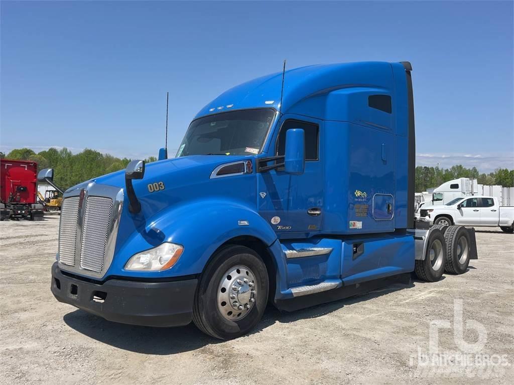 Kenworth T680 Sadulveokid