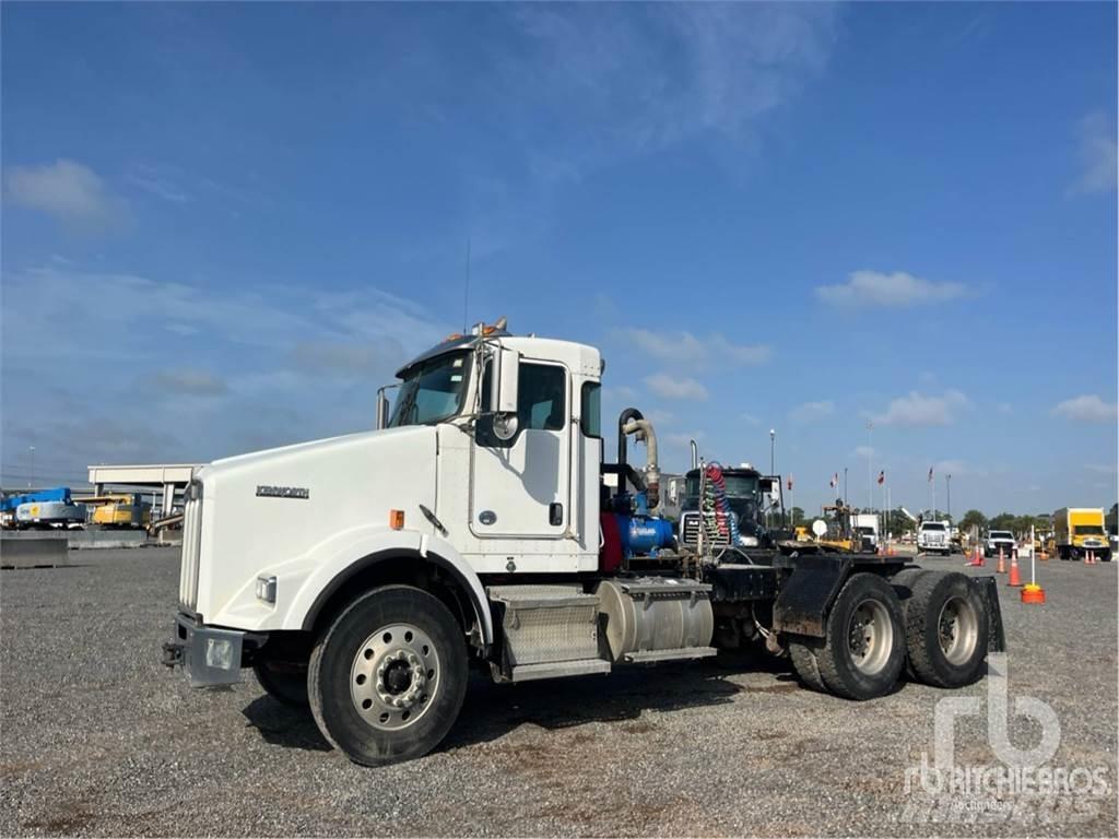 Kenworth T800 Sadulveokid