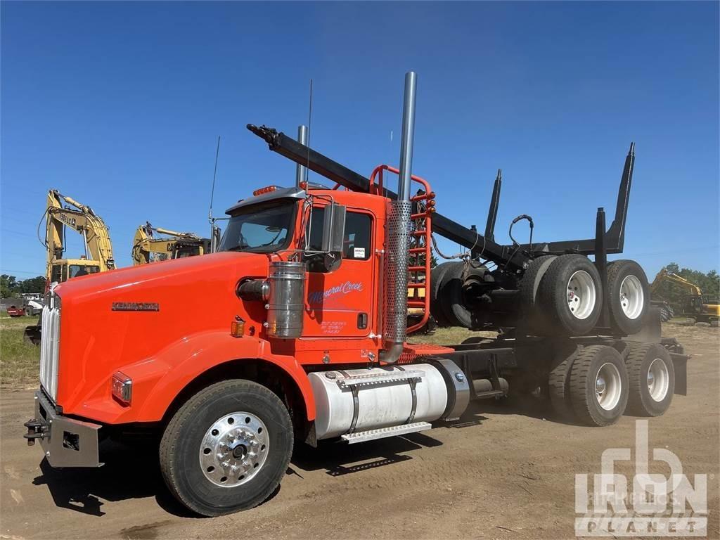 Kenworth T800 Metsaveokid