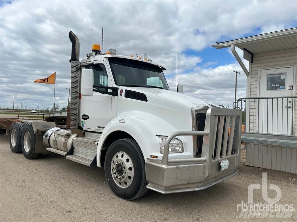 Kenworth T880 Sadulveokid