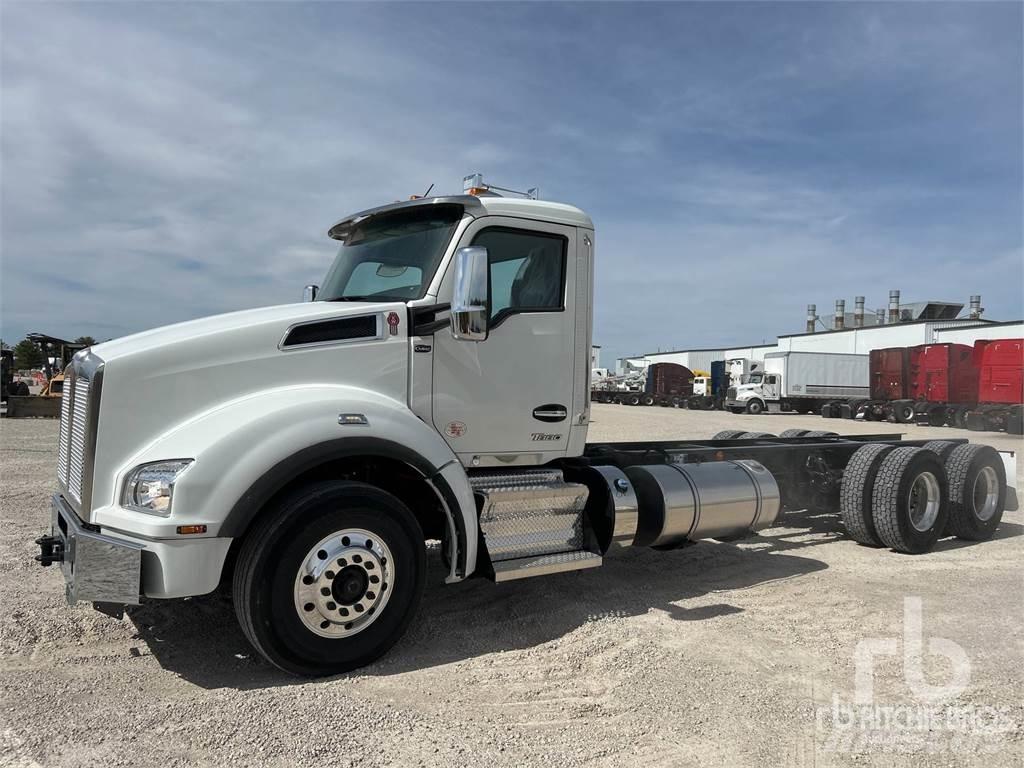 Kenworth T880 Raamautod