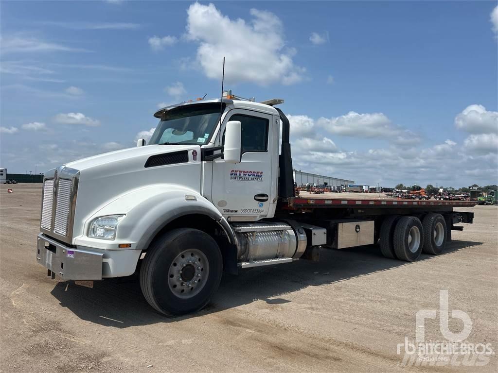 Kenworth T880 Puksiirid