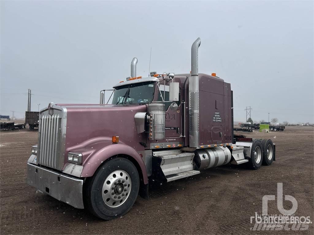 Kenworth W900 Sadulveokid