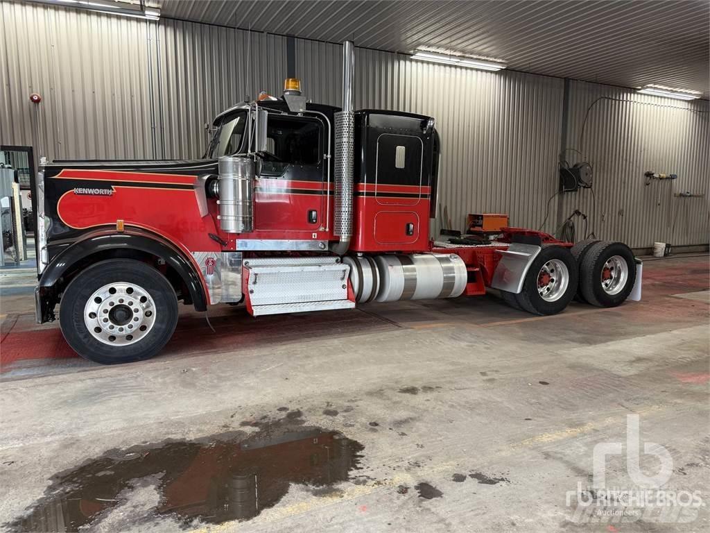 Kenworth W900 Sadulveokid